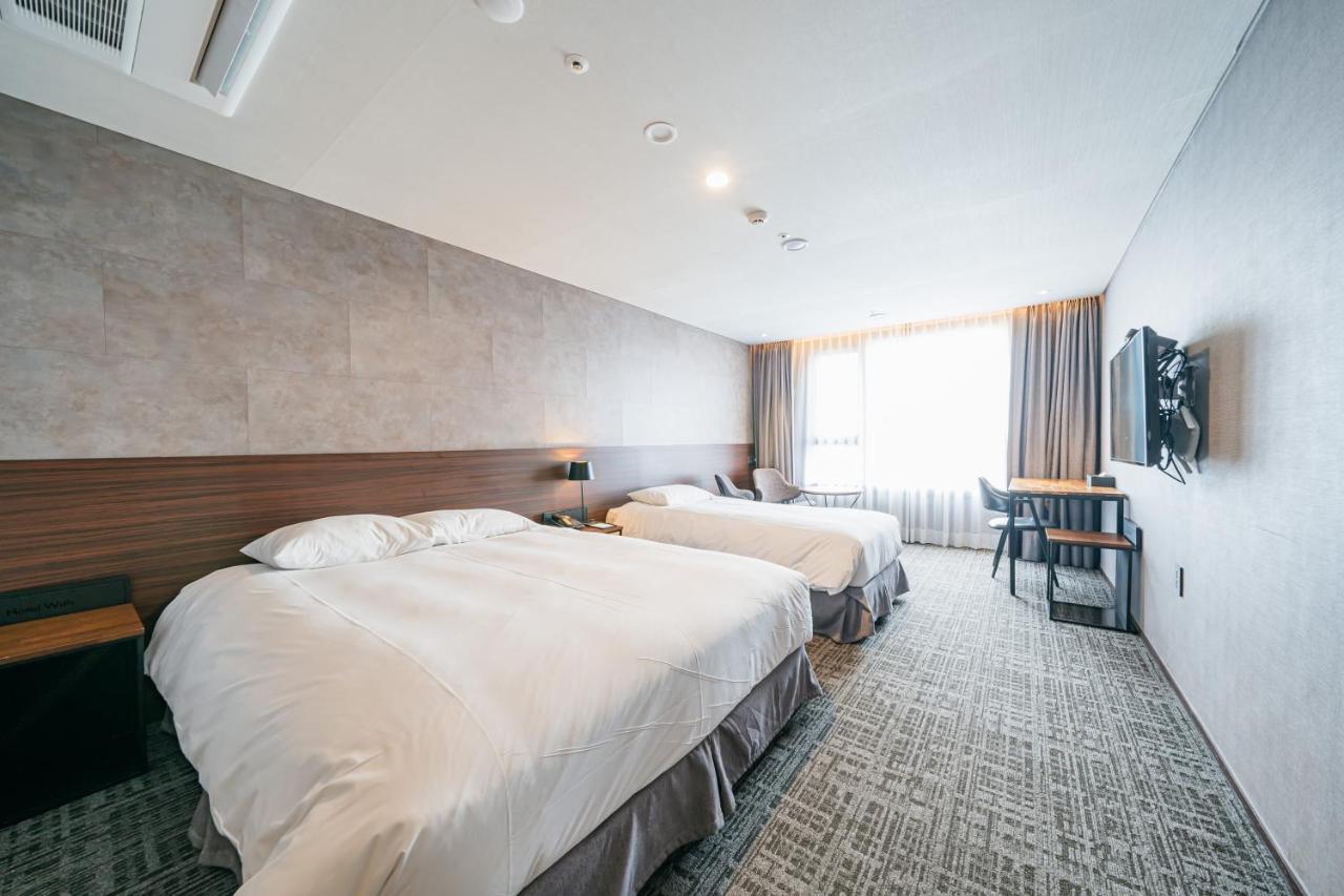 Hotel With City Jeju Esterno foto