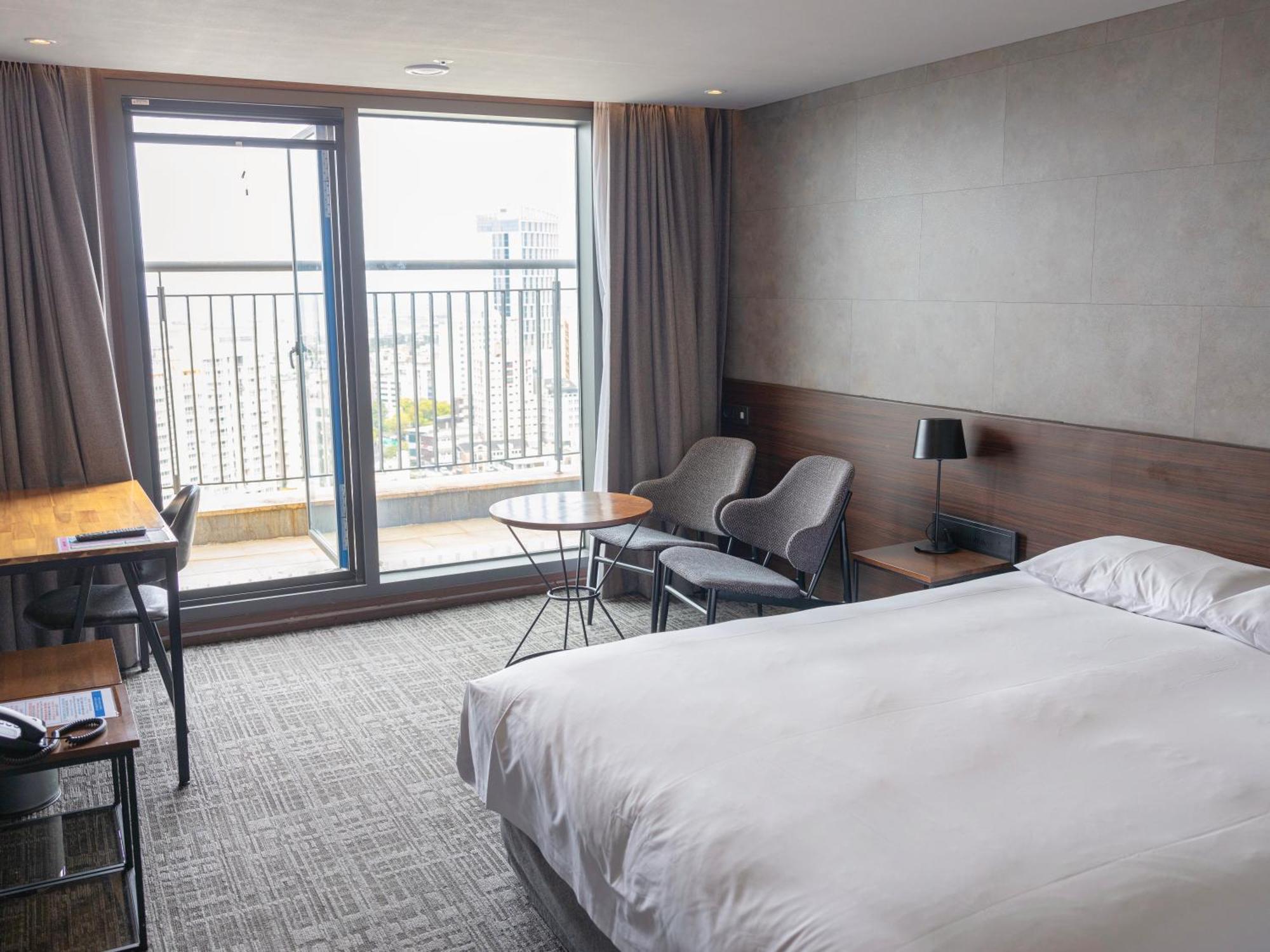 Hotel With City Jeju Esterno foto